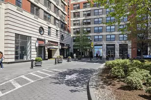 102 Christopher Columbus Dr, Jersey City, NJ 07302 - Photo 42