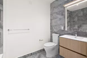 387 8th St, Jersey City, NJ 07302 - Photo 18