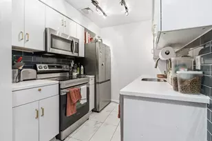 227 Bay St, Jersey City, NJ 07302 - Photo 6