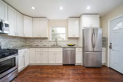44 Lexington Ave, Jersey City, NJ 07304 - Photo 6