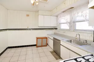 7501 3rd Ave, North Bergen, NJ 07047 - Photo 24