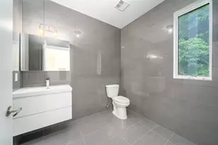 8621 River Rd, North Bergen, NJ 07047 - Photo 20