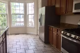 15 Alexander Ct, Jersey City, NJ 07305 - Photo 2