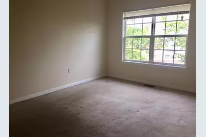 15 Alexander Ct, Jersey City, NJ 07305 - Photo 8