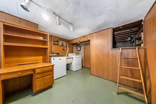 7025 Cottage Ave, North Bergen, NJ 07047 - Photo 14