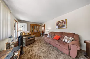 7025 Cottage Ave, North Bergen, NJ 07047 - Photo 4