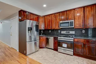 38 Court House Pl, Jersey City, NJ 07305 - Photo 4