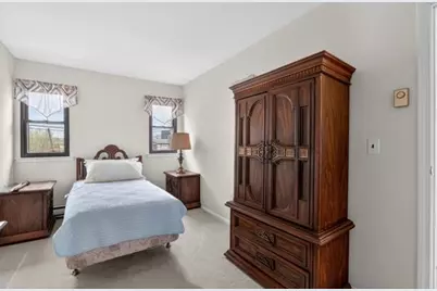 195 Avenue A, Bayonne, NJ 07002 - Photo 10
