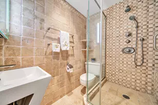 7000 Blvd E, Guttenberg, NJ 07093 - Photo 36