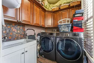 92 W 54th St, Bayonne, NJ 07002 - Photo 32