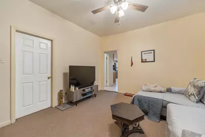 666 Kennedy Blvd, Bayonne, NJ 07002 - Photo 16