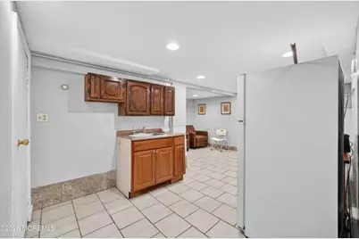 28 Willow St, Bayonne, NJ 07002 - Photo 22