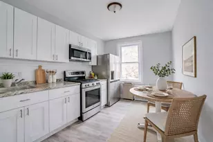 678 Liberty Ave, Jersey City, NJ 07307 - Photo 6