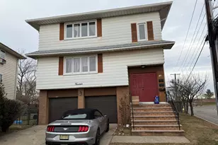 14 Acorn Rd, Secaucus, NJ 07094 - Photo 1