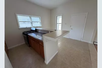 369-371 Avenue E #1, Bayonne, NJ 07002 - Photo 4