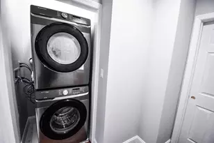 17 Troy St, Jersey City, NJ 07307 - Photo 8