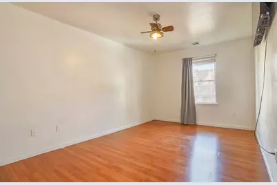 63 Hobson St, Newark, NJ 07112 - Photo 12