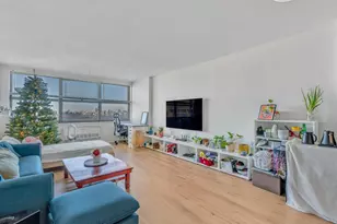 7002 Blvd E, Guttenberg, NJ 07093 - Photo 6
