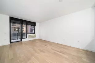 160 1st St, Jersey City, NJ 07302 - Photo 2
