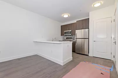225 Bay St #204, Jersey City, NJ 07302 - Photo 2