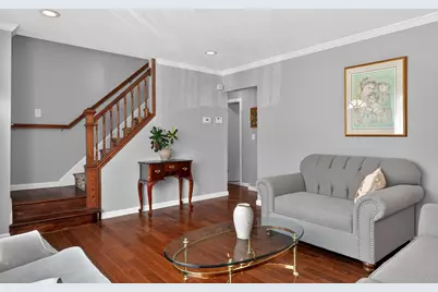 364 Avenue E, Bayonne, NJ 07002 - Photo 6
