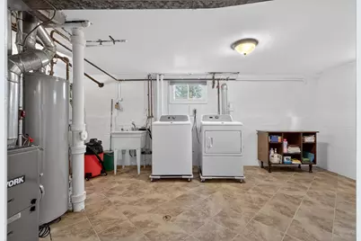 364 Avenue E, Bayonne, NJ 07002 - Photo 22