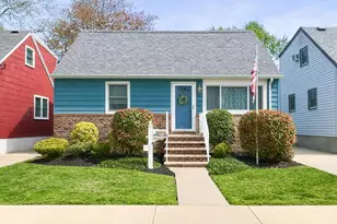 364 Ave E, Bayonne, NJ 07002 - Photo 2