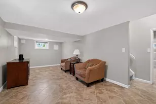 364 Ave E, Bayonne, NJ 07002 - Photo 20