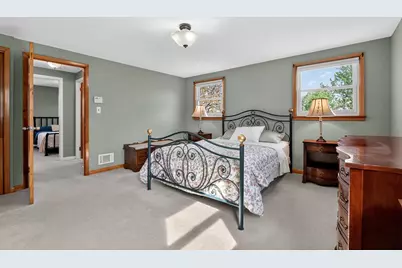 364 Avenue E, Bayonne, NJ 07002 - Photo 16