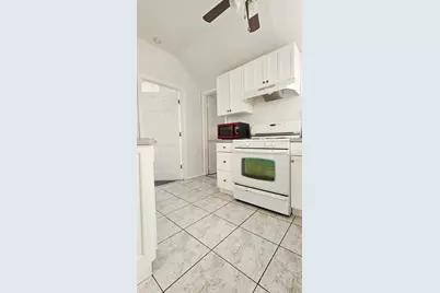 86 West 34th St, Bayonne, NJ 07002 - Photo 4