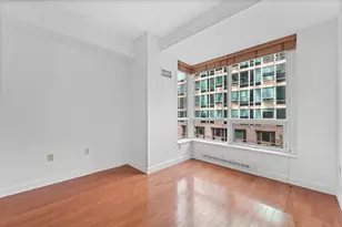 1 Shore Ln, Jersey City, NJ 07310 - Photo 14