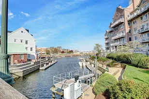 208 Shearwater Ct W, Jersey City, NJ 07305 - Photo 28