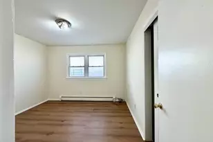 71 Linnet St, Bayonne, NJ 07002 - Photo 16