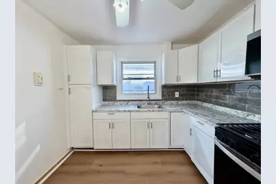 71 Linnet St, Bayonne, NJ 07002 - Photo 8