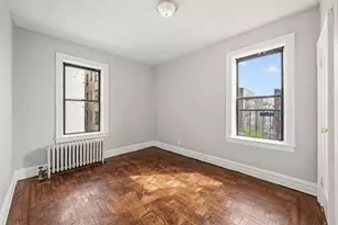 118 Corbin Ave, Jersey City, NJ 07306 - Photo 2