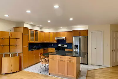 624 Sanderling Ct, Secaucus, NJ 07094 - Photo 6