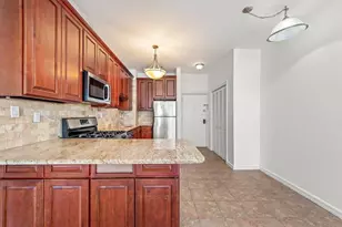 200 Christopher Columbus Dr, Jersey City, NJ 07302 - Photo 10