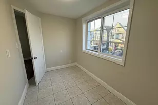 221 Wilkinson Ave, Jersey City, NJ 07305 - Photo 12