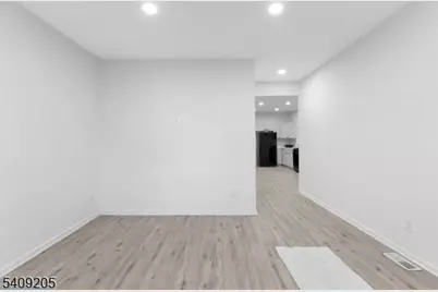 223 Pine St #1, Elizabeth, NJ 07206 - Photo 6