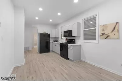 223 Pine St #1, Elizabeth, NJ 07206 - Photo 8