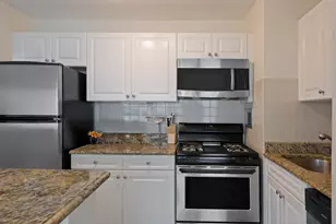 135 Montgomery St, Jersey City, NJ 07302 - Photo 8