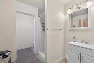 338 Montgomery St, Jersey City, NJ 07302 - Photo 10