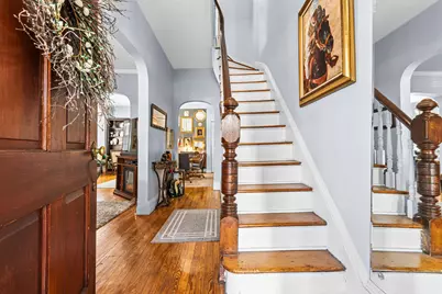 666 Avenue E, Bayonne, NJ 07002 - Photo 16