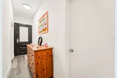 137 Manhattan Ave, Jersey City, NJ 07307 - Photo 22