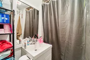 137 Manhattan Ave, Jersey City, NJ 07307 - Photo 34