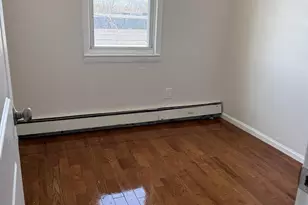 54 Gates Ave, Jersey City, NJ 07305 - Photo 6