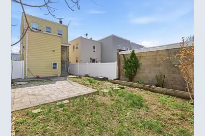 110 Grace St, Jersey City, NJ 07307 - Photo 40