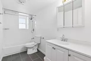 110 Grace St, Jersey City, NJ 07307 - Photo 24