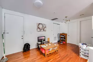 195 Webster Ave, Jersey City, NJ 07307 - Photo 4