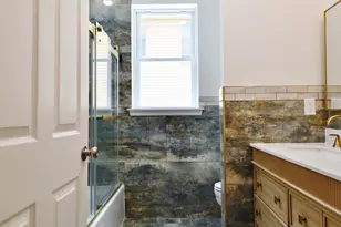 92 W 6th St, Bayonne, NJ 07002 - Photo 10